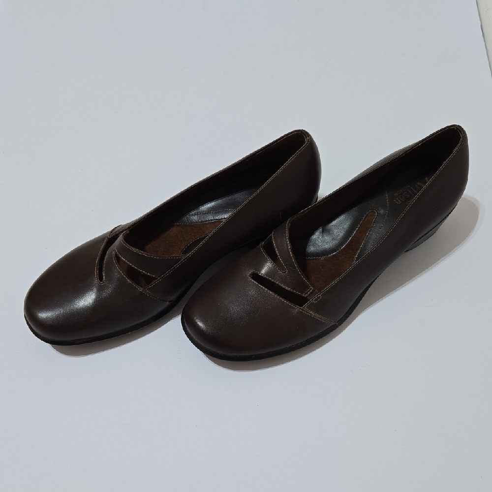 Clarks Artisan Collection Women's Mink Hall 2 Brown Shoes